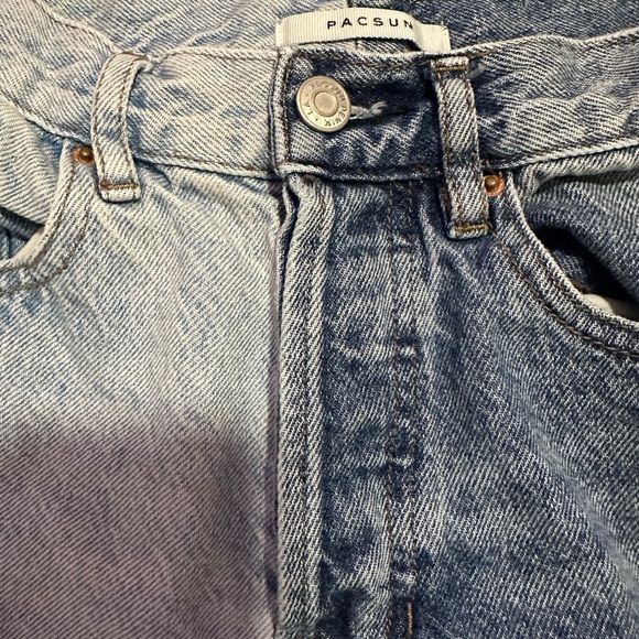 Women’s Pacsun Two Toned Jeans - Picture 2 of 3